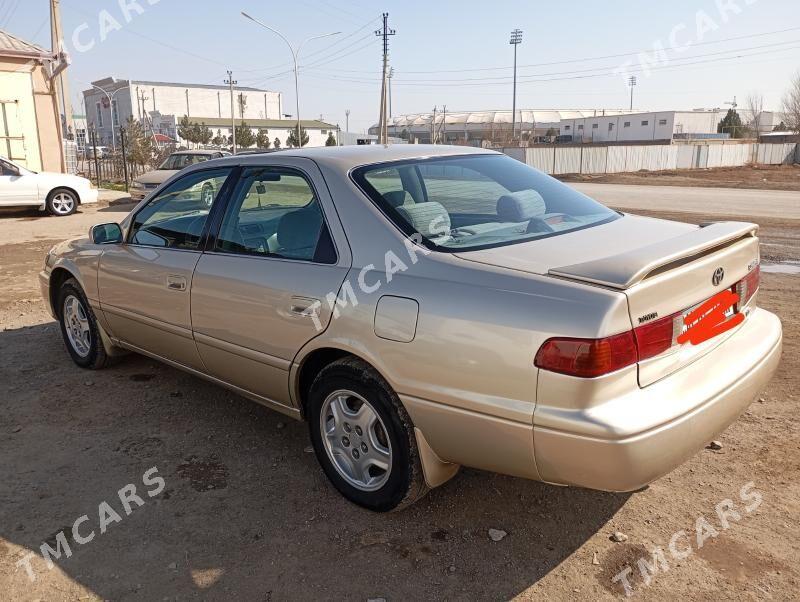 Toyota Camry 2000 - 96 000 TMT - Мары - img 2