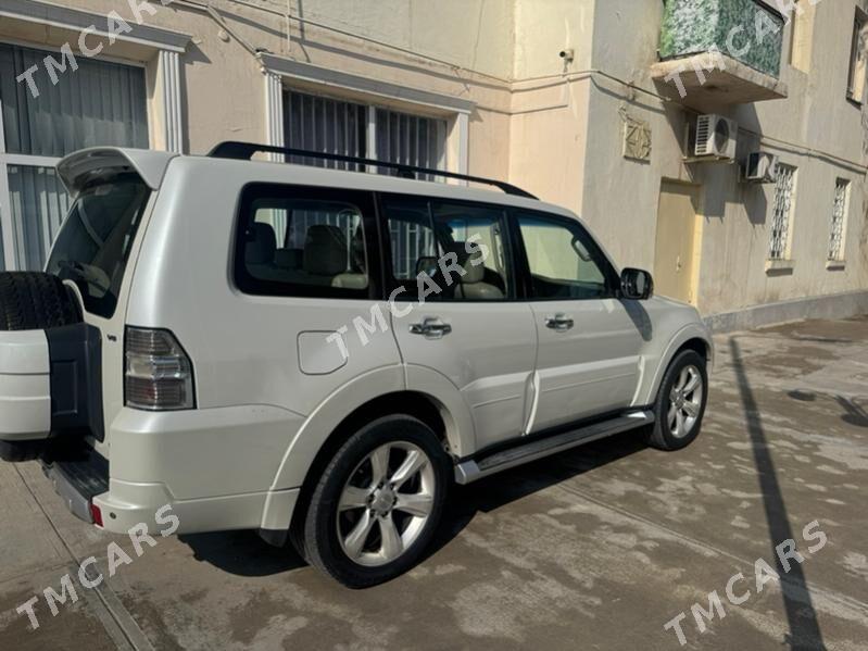 Mitsubishi Pajero 2010 - 225 000 TMT - Ашхабад - img 7