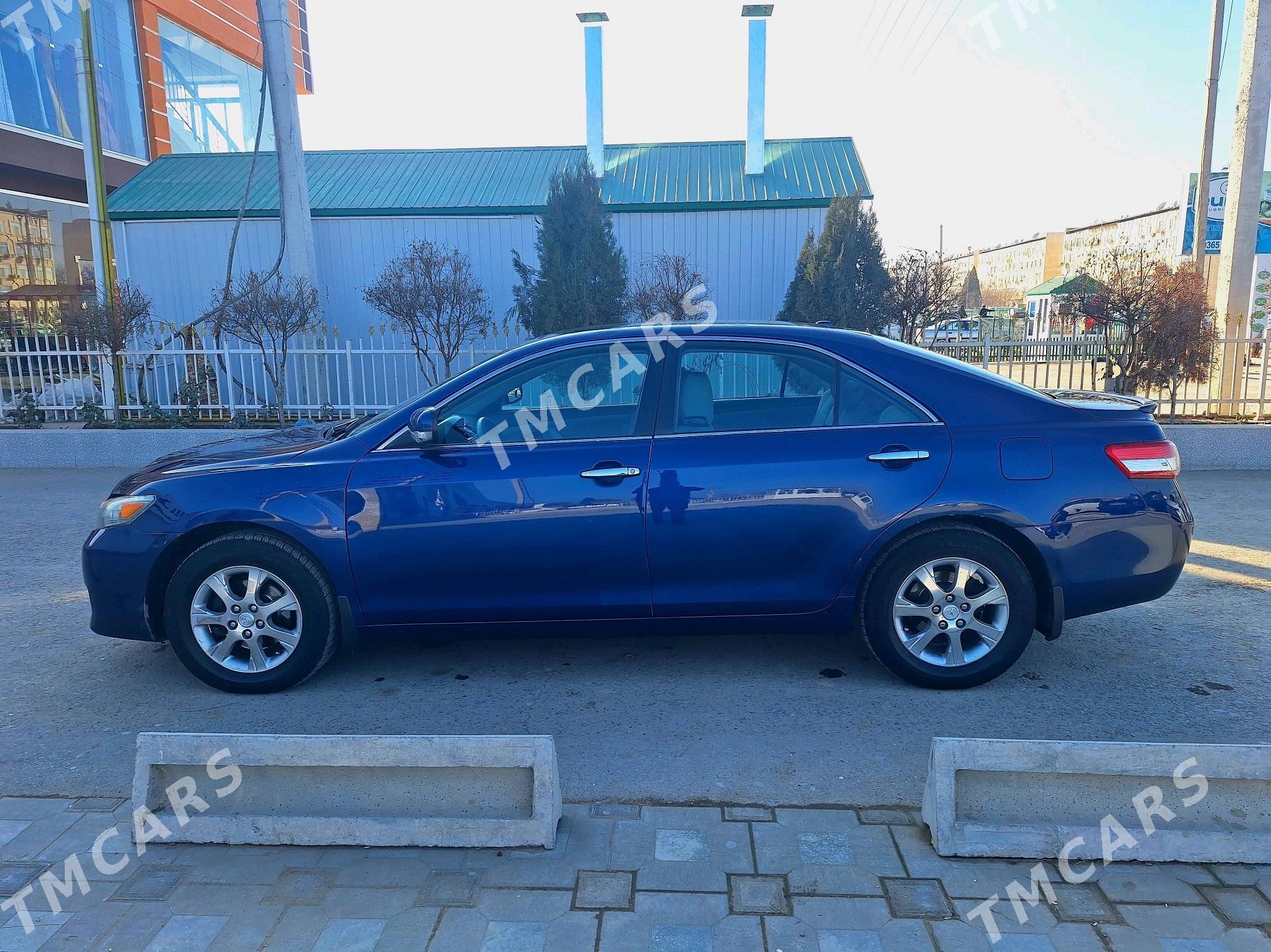 Toyota Camry 2011 - 170 000 TMT - Байрамали - img 4