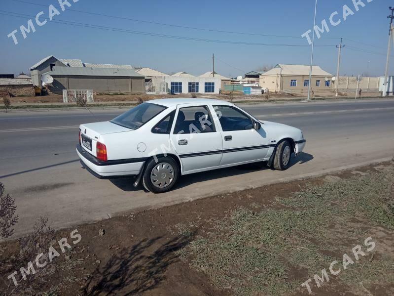 Opel Vectra 1990 - 28 000 TMT - Мары - img 6