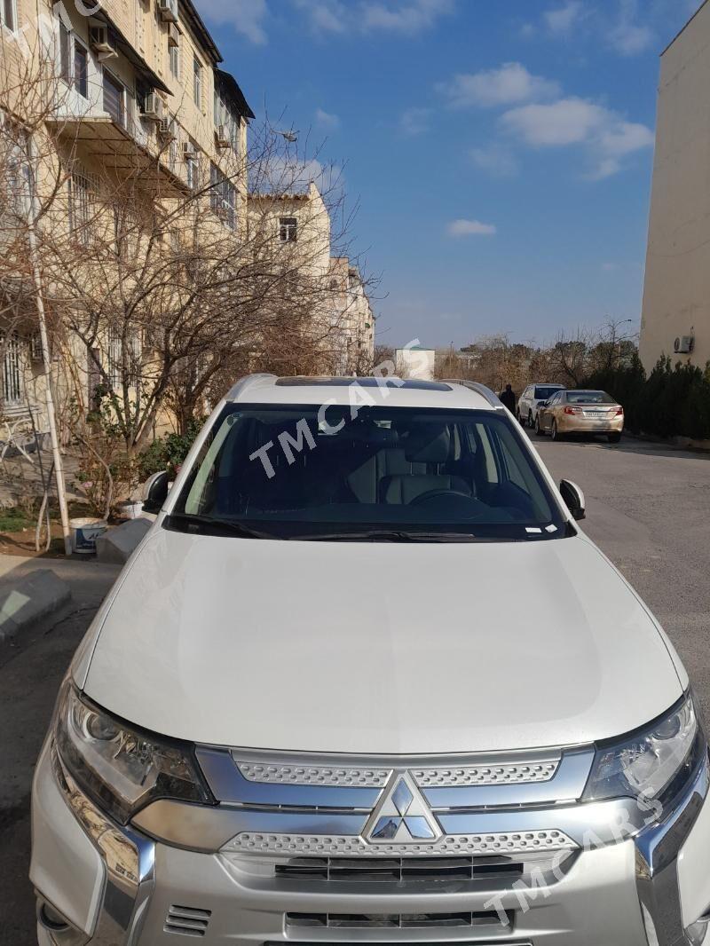 Mitsubishi Outlander 2022 - 315 000 TMT - Aşgabat - img 3