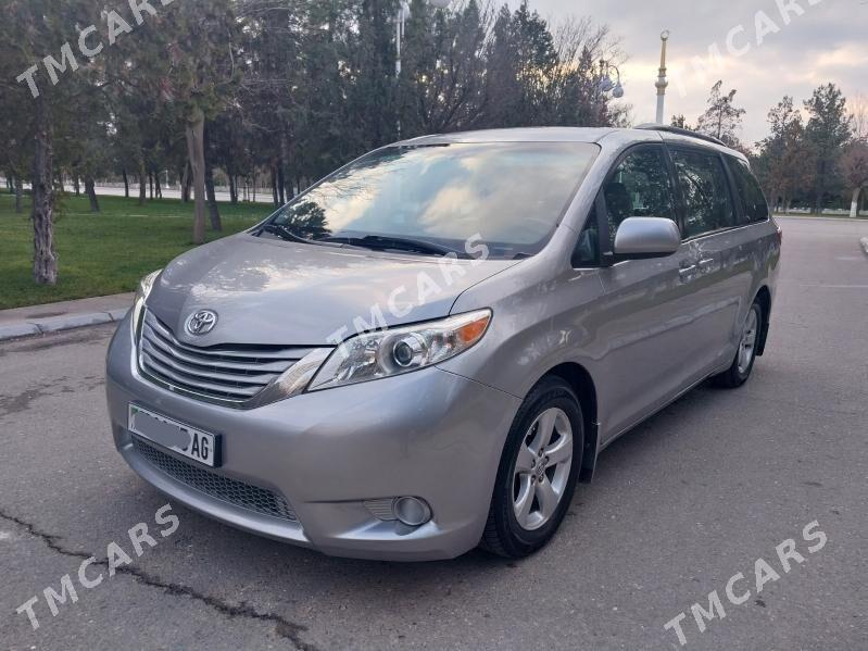 Toyota Sienna 2017 - 325 000 TMT - Aşgabat - img 2