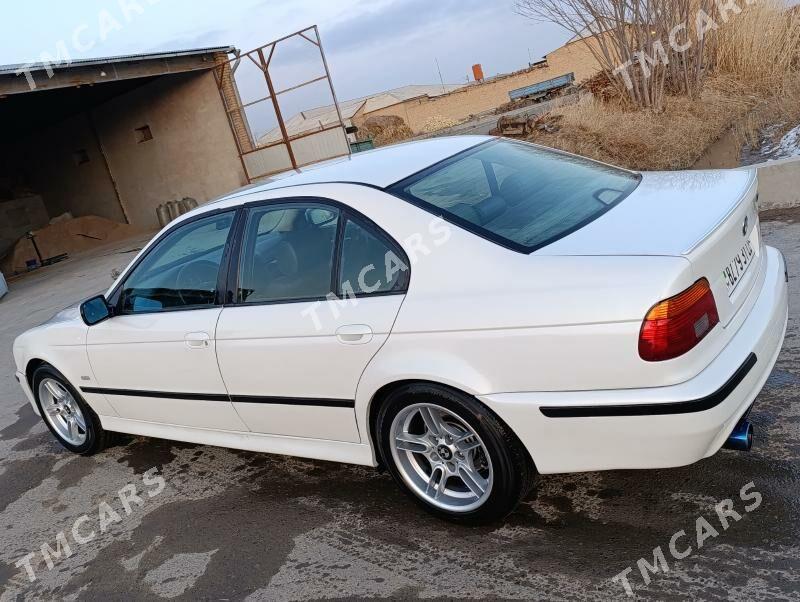 BMW E39 2003 - 110 000 TMT - Чарджоу - img 2