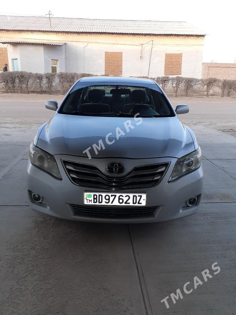 Toyota Camry 2010 - 175 000 TMT - Köneürgenç - img 5