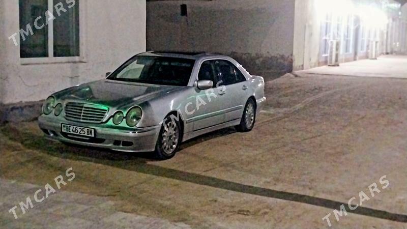 Mercedes-Benz C320 2001 - 100 000 TMT - Esenguly - img 5