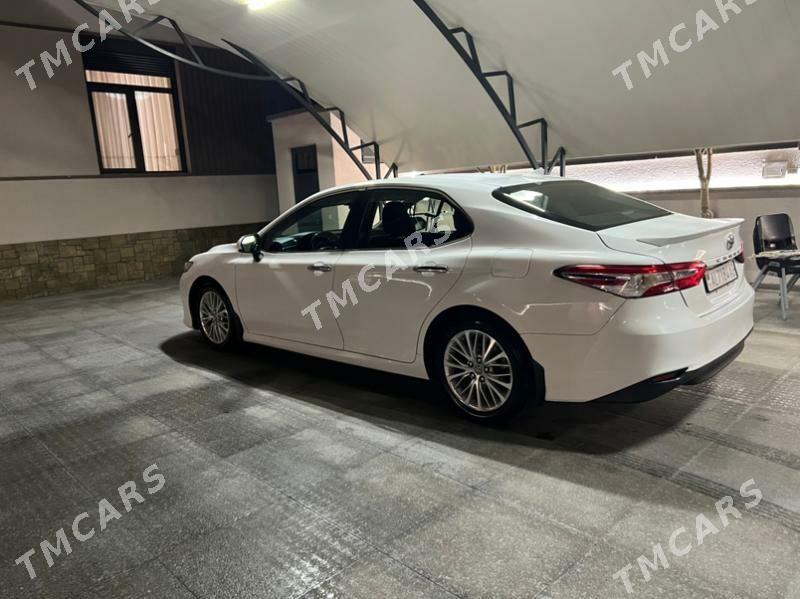 Toyota Camry 2018 - 300 000 TMT - Ашхабад - img 2