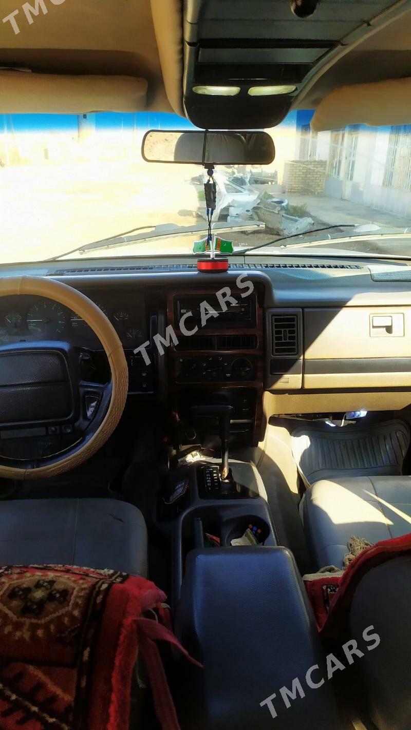 Jeep Cherokee 1994 - 70 000 TMT - Tejen - img 3