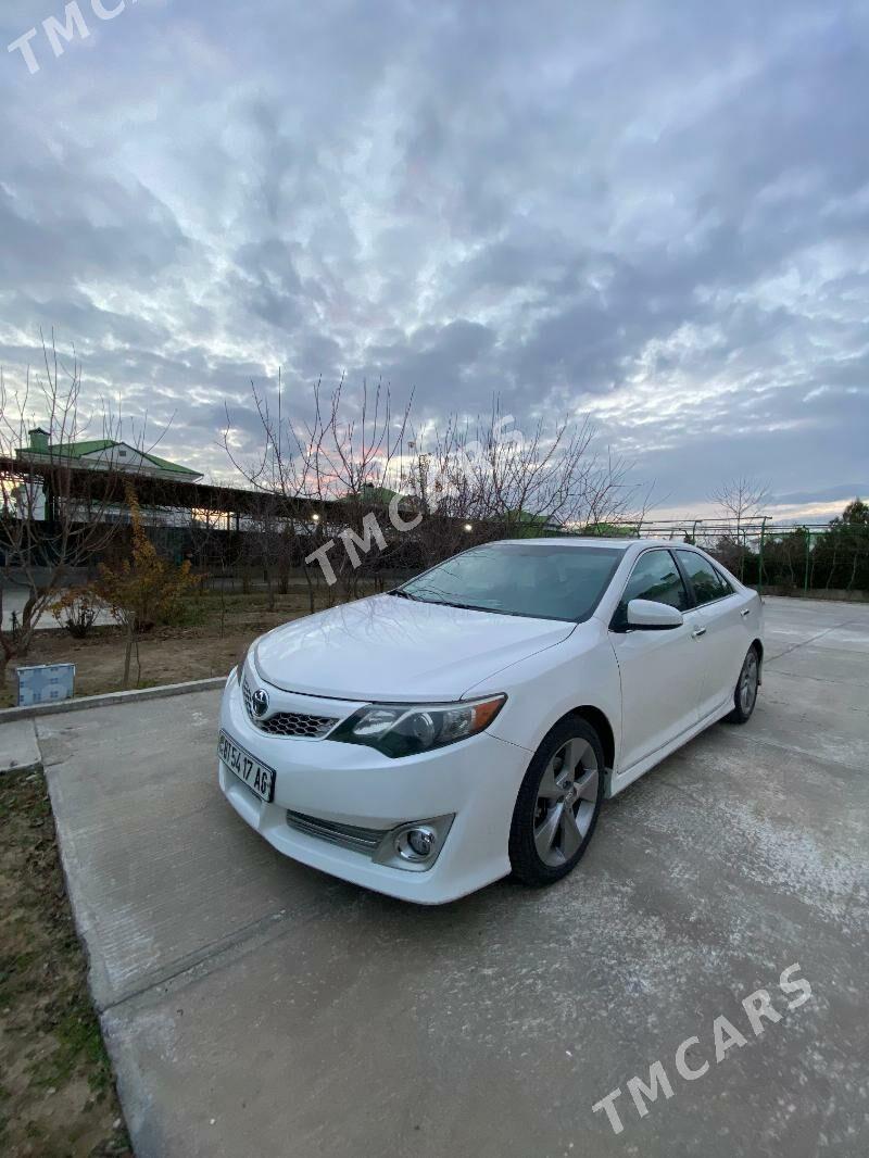 Toyota Camry 2013 - 230 000 TMT - Тязе заман - img 2