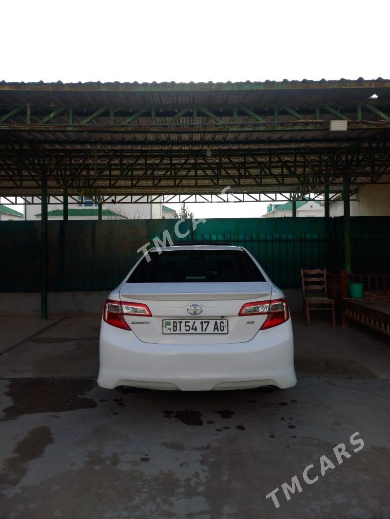 Toyota Camry 2013 - 230 000 TMT - Тязе заман - img 5