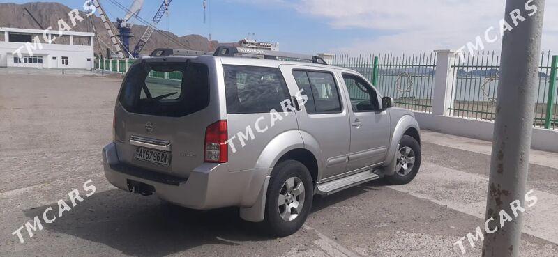 Nissan Pathfinder 2005 - 130 000 TMT - Türkmenbaşy - img 2