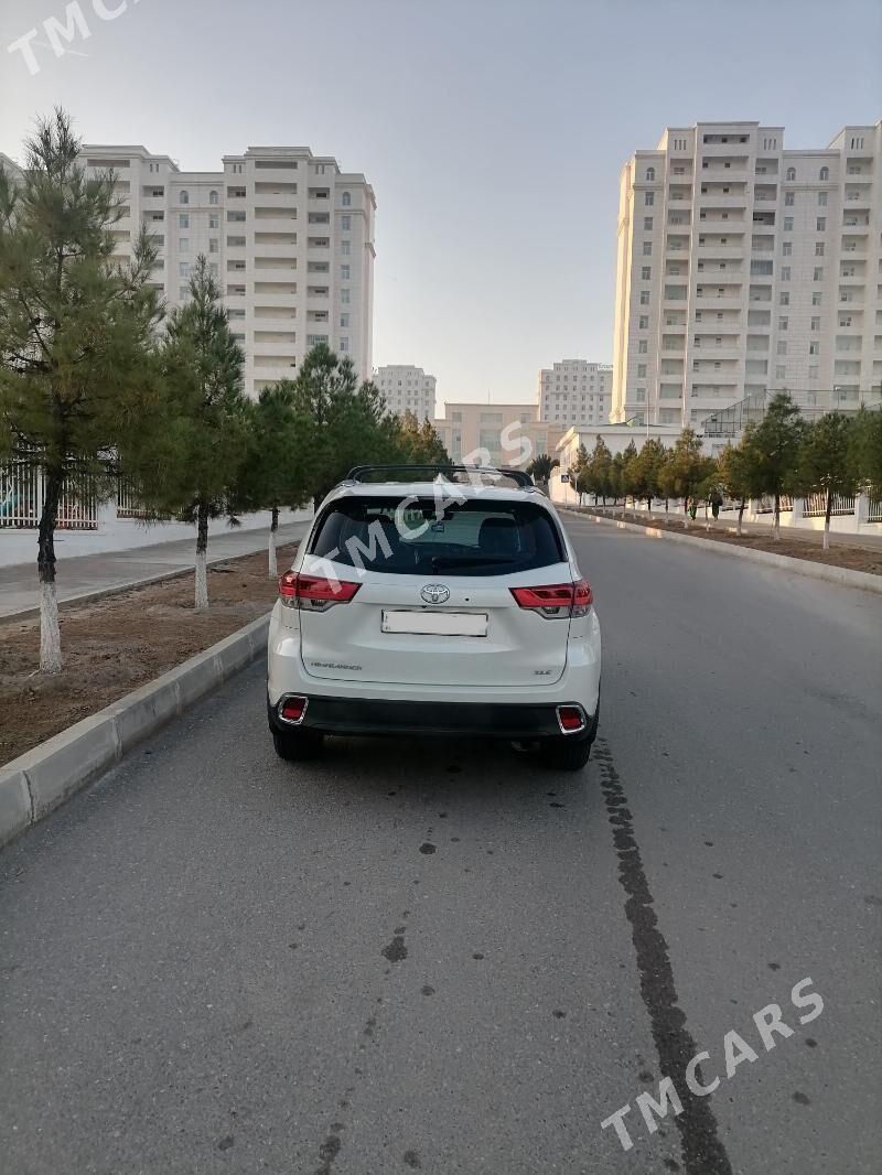 Toyota Highlander 2018 - 500 000 TMT - Aşgabat - img 3