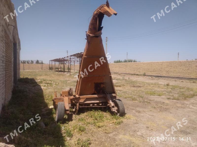 MTZ 80 2010 - 19 000 TMT - Дянев - img 4