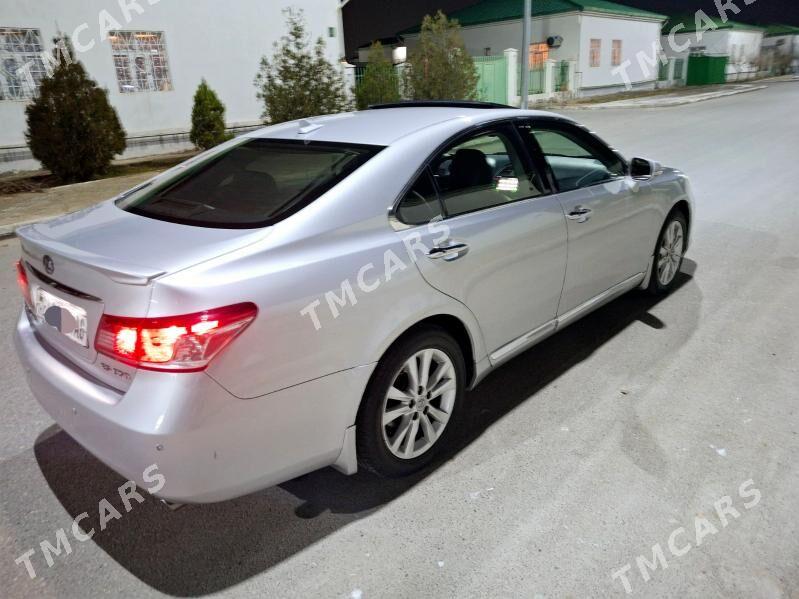 Lexus ES 350 2011 - 270 000 TMT - Тязе заман - img 5