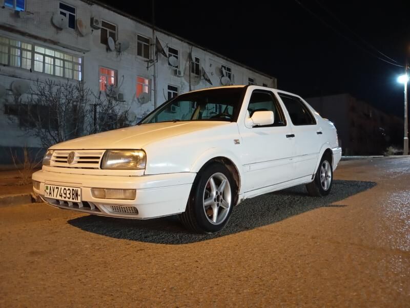 Volkswagen Golf 1993 - 25 000 TMT - Türkmenbaşy - img 7