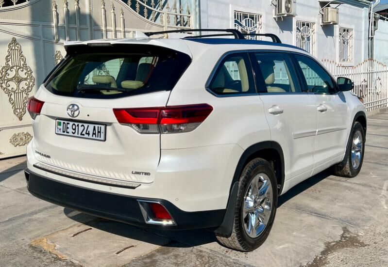 Toyota Highlander 2017 - 500 000 TMT - Aşgabat - img 3