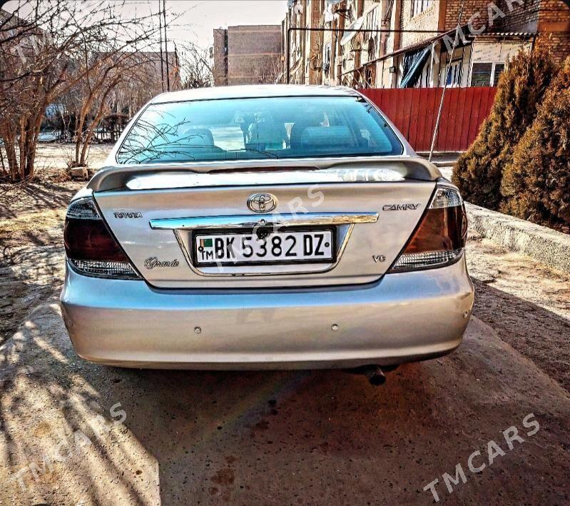 Toyota Camry 2003 - 160 000 TMT - Дашогуз - img 3