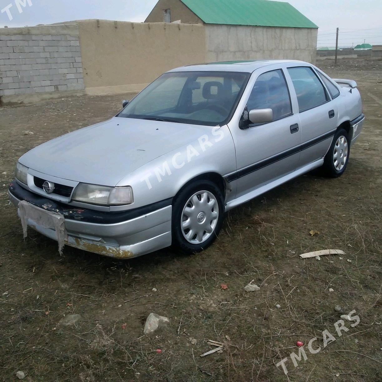 Opel Vectra 1993 - 25 000 TMT - Bäherden - img 4