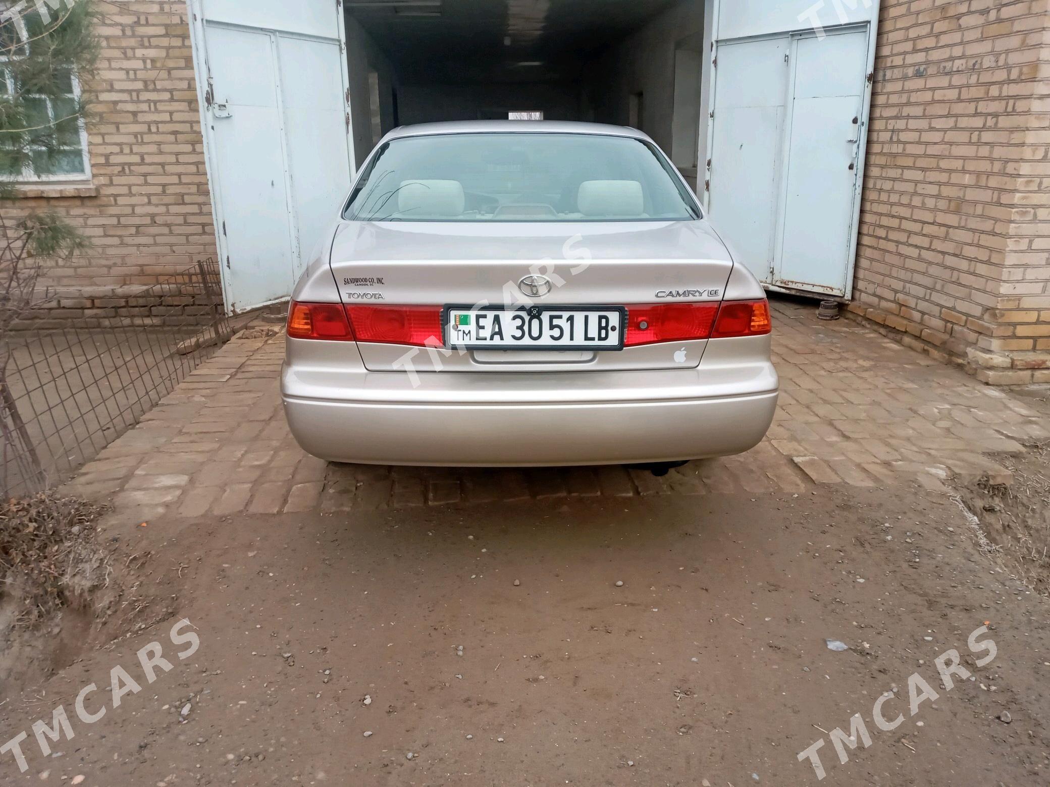 Toyota Camry 2000 - 145 000 TMT - Керки - img 3