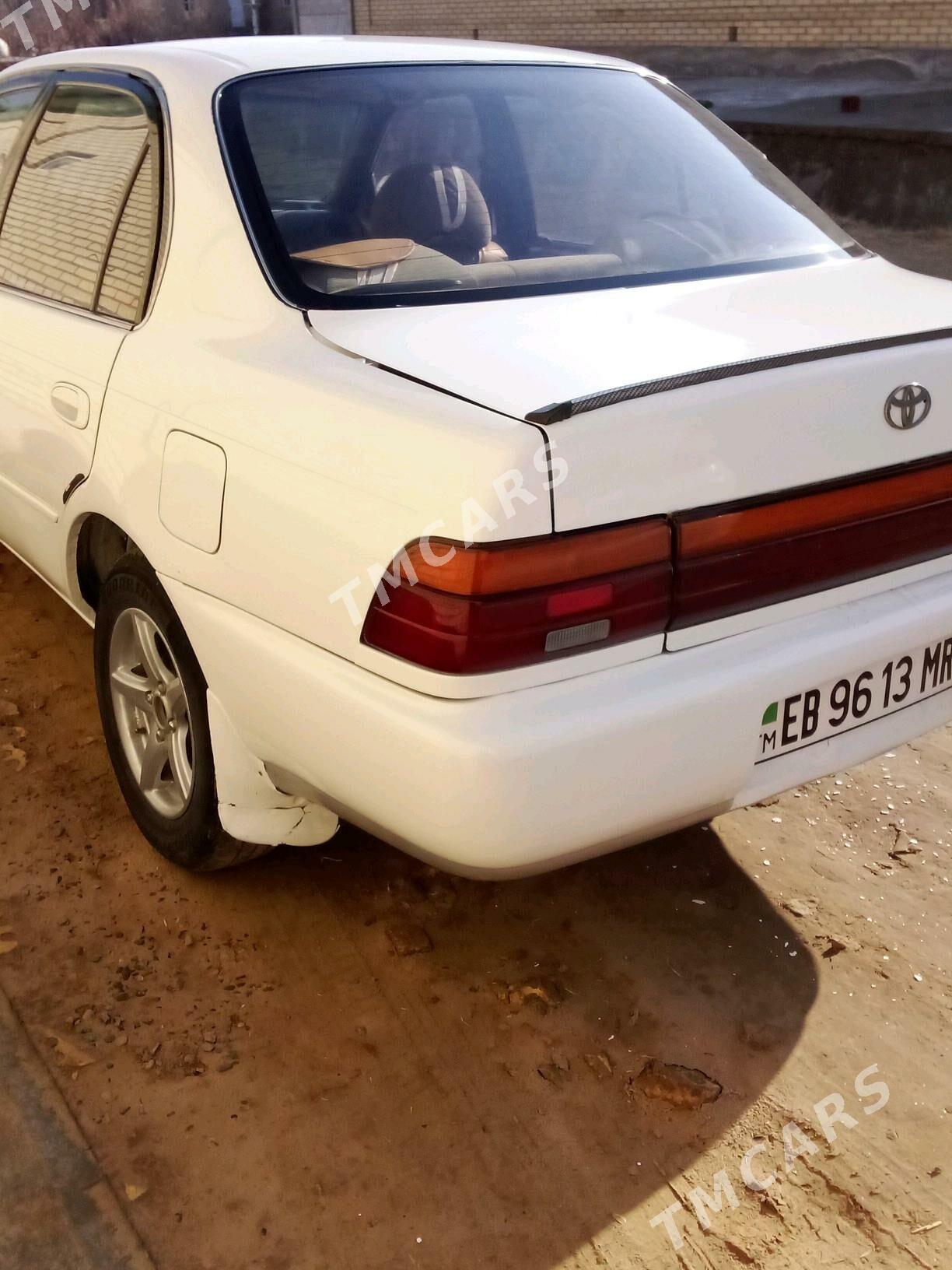 Toyota Corolla 1993 - 45 000 TMT - Мары - img 3