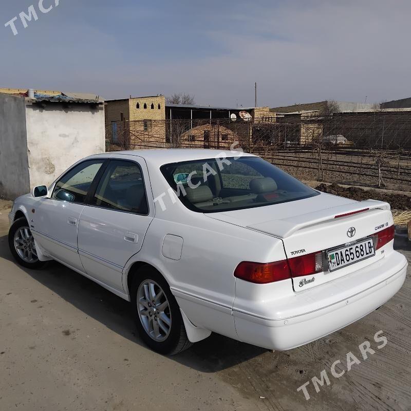 Toyota Camry 2001 - 148 000 TMT - Чарджоу - img 5