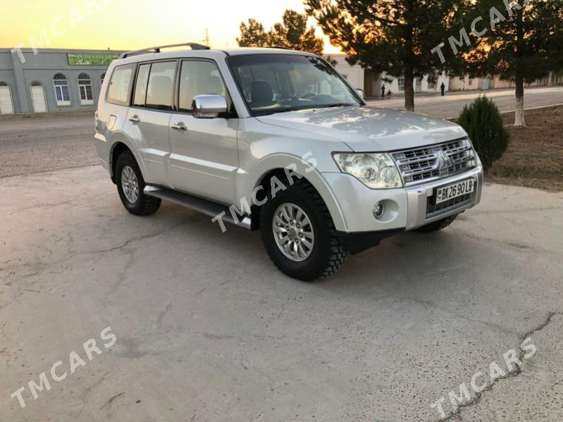 Mitsubishi Pajero 2010 - 199 000 TMT - Туркменабат - img 4