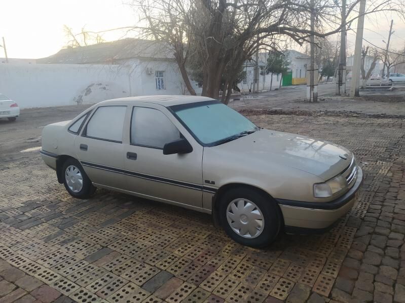 Opel Vectra 1989 - 33 000 TMT - Mary - img 6