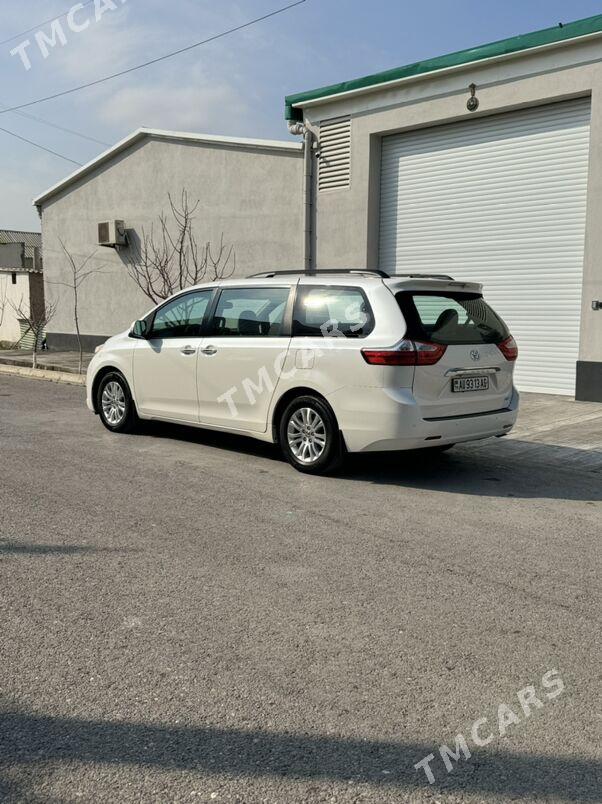 Toyota Sienna 2017 - 410 000 TMT - Aşgabat - img 5