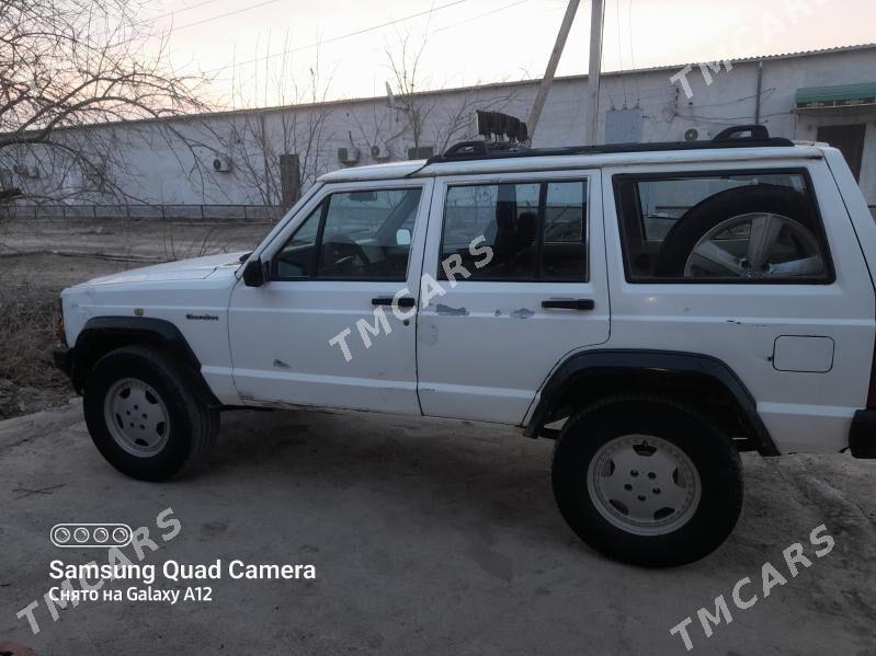 Jeep Cherokee 1995 - 22 000 TMT - Теджен - img 5