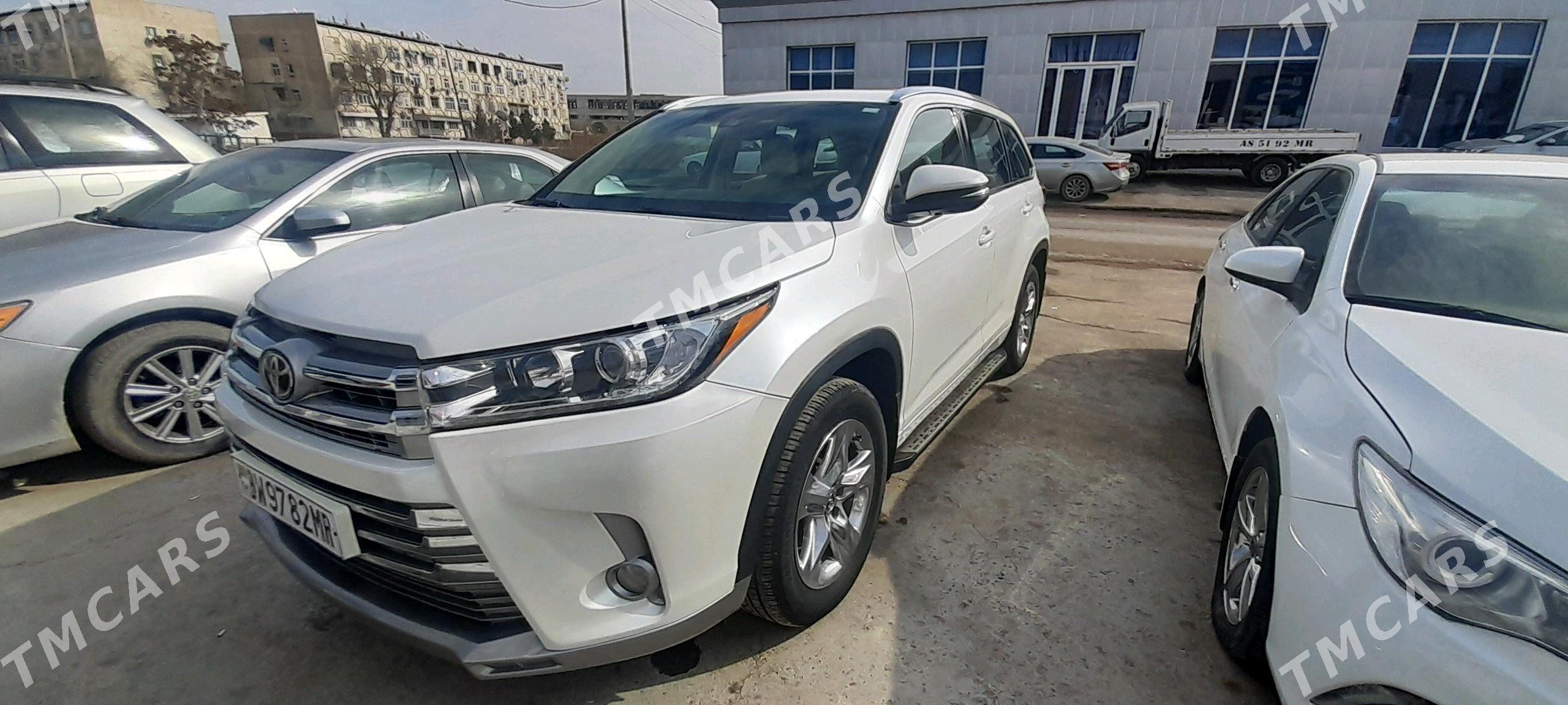 Toyota Highlander 2018 - 475 000 TMT - Мары - img 2