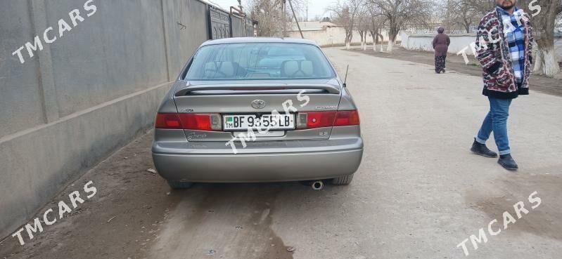 Toyota Camry 2001 - 140 000 TMT - Köýtendag - img 4