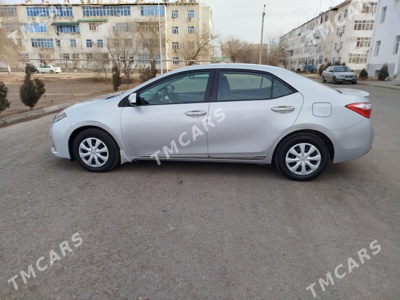 Toyota Corolla 2014 - 175 000 TMT - Дашогуз - img 4