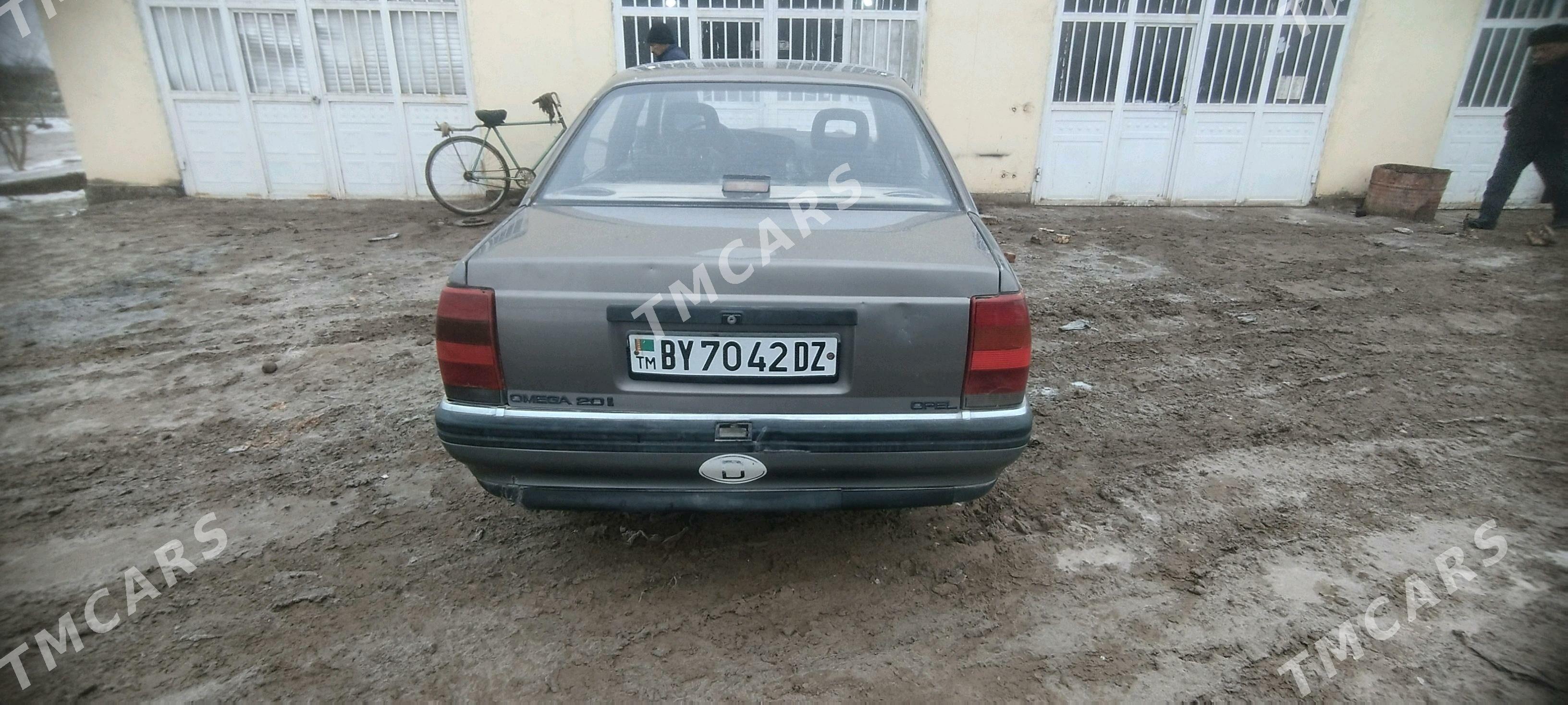 Opel Omega 1991 - 20 000 TMT - Türkmenbaşy etr. - img 4