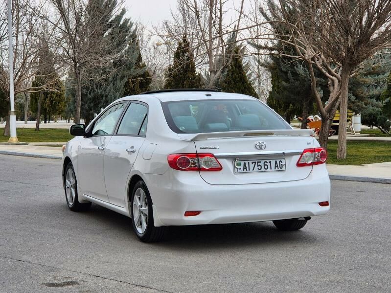 Toyota Corolla 2011 - 168 000 TMT - 8 мкр - img 4