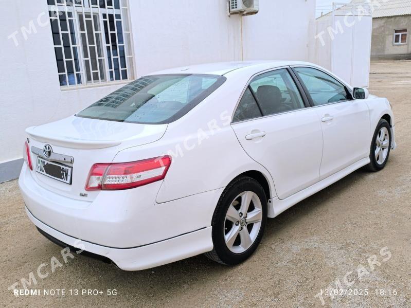 Toyota Camry 2010 - 165 000 TMT - Balkanabat - img 2