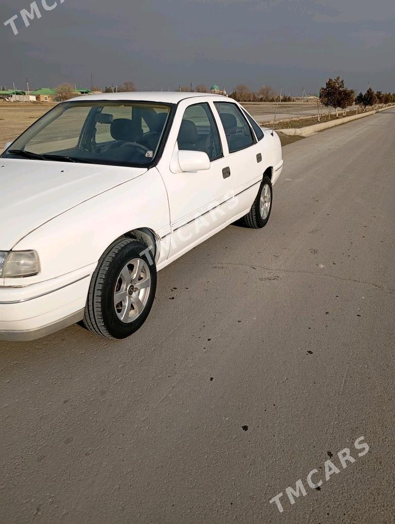 Opel Vectra 1990 - 35 000 TMT - Bäherden - img 5