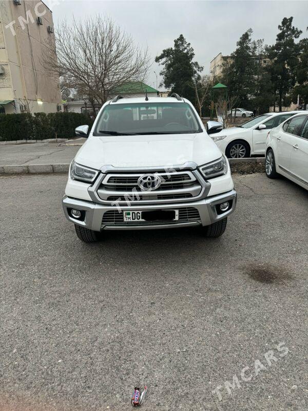 Toyota Hilux 2021 - 495 000 TMT - Aşgabat - img 5