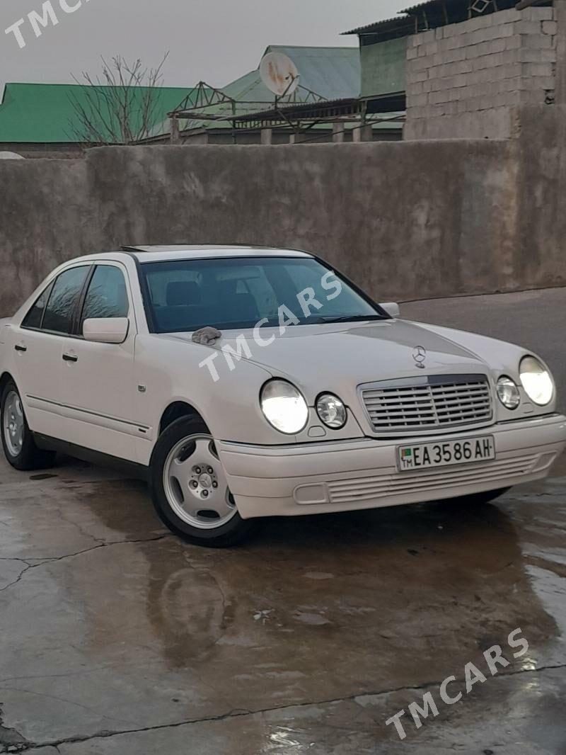 Mercedes-Benz 230E 1998 - 80 000 TMT - Бахарден - img 4