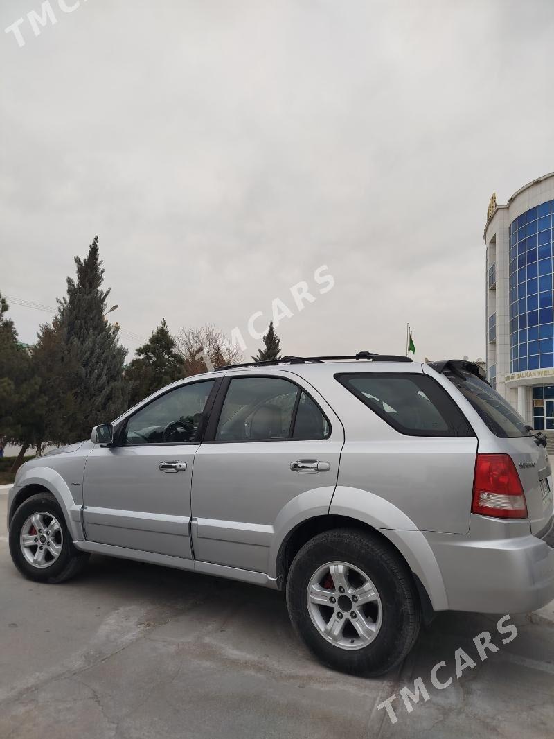 Kia Sorento 2004 - 99 000 TMT - Balkanabat - img 4