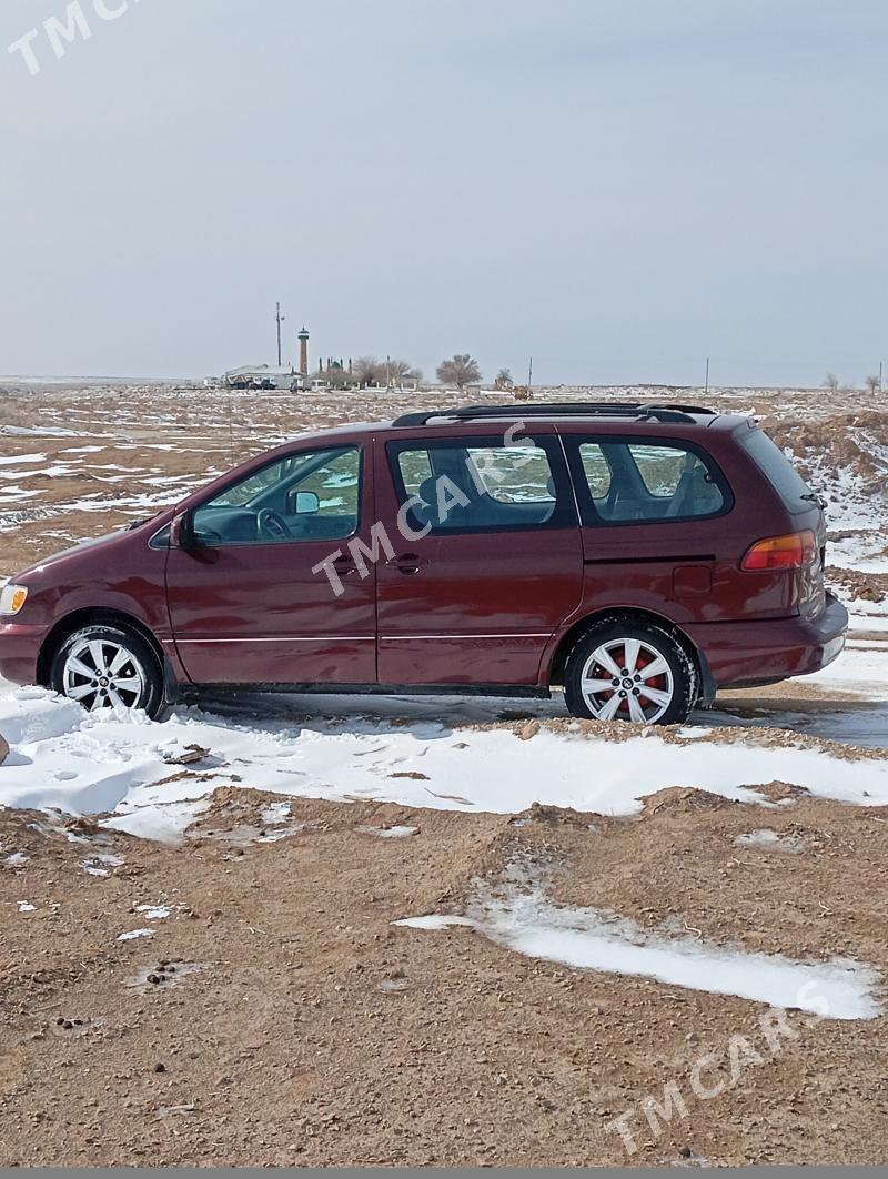 Toyota Sienna 2000 - 125 000 TMT - Türkmenbaşy - img 4