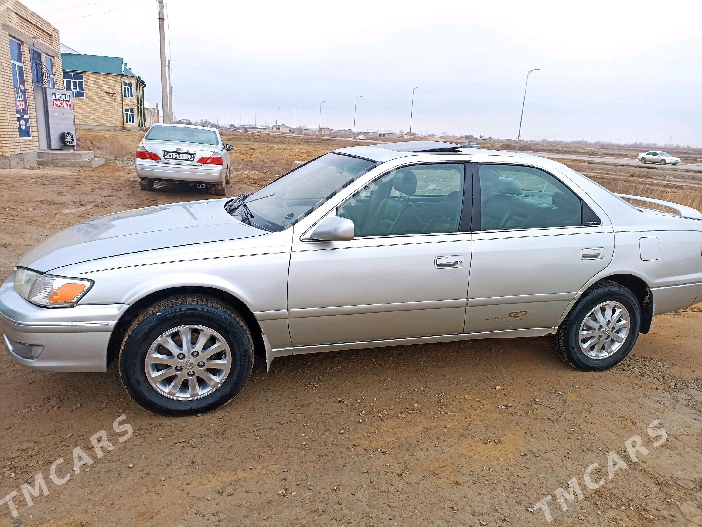 Toyota Camry 2000 - 130 000 TMT - Дарганата - img 6