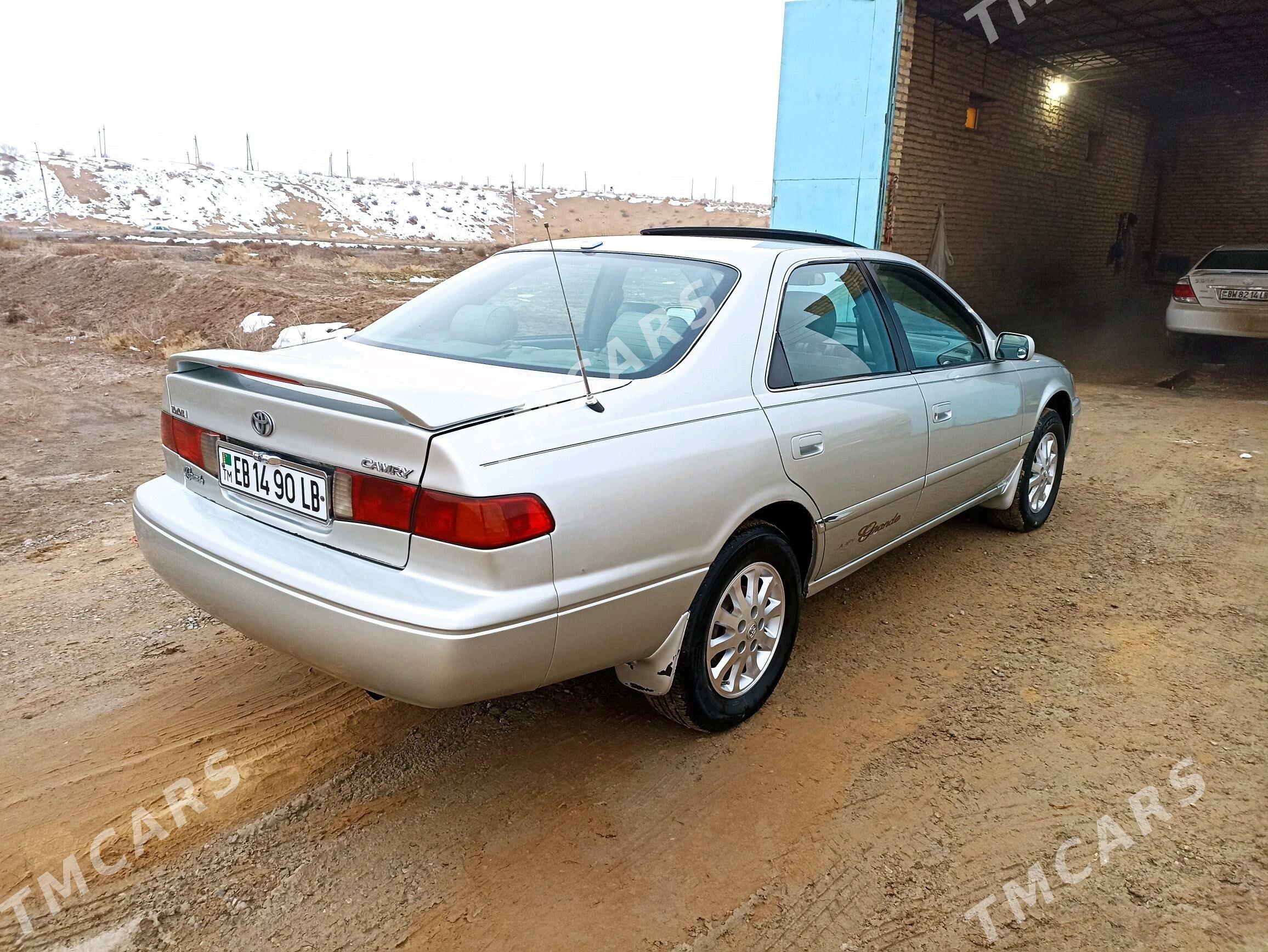 Toyota Camry 2000 - 130 000 TMT - Дарганата - img 10