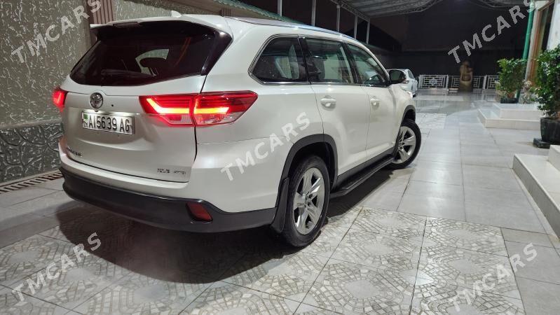 Toyota Highlander 2019 - 400 000 TMT - Ашхабад - img 3