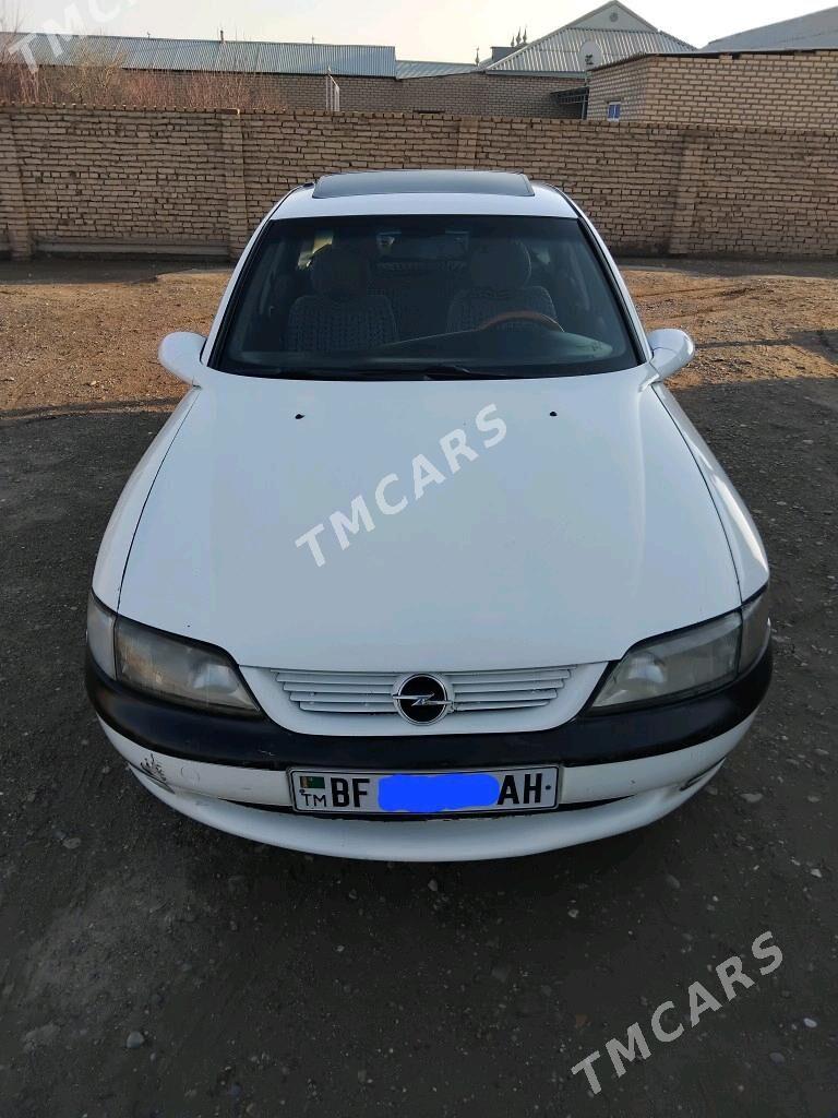 Opel Omega 1996 - 35 000 TMT - Sarahs - img 3