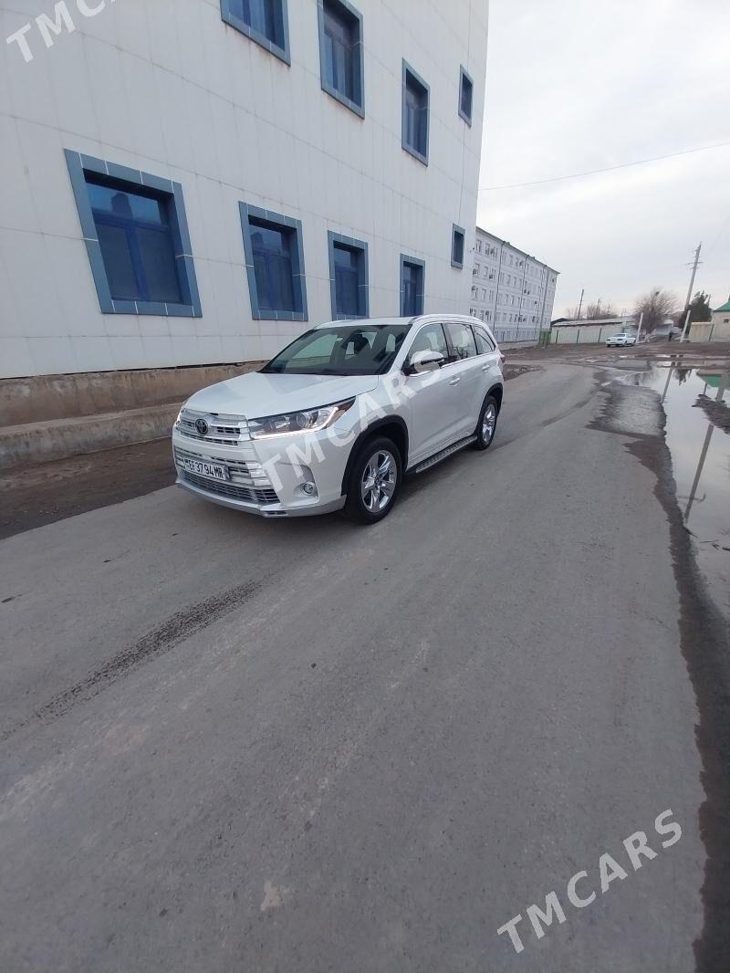 Toyota Highlander 2019 - 500 000 TMT - Векильбазар - img 8