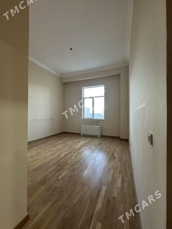 13Tapgyr 6et 4kom 226m² gowsy - Айтакова (ул. Огузхана) - img 3