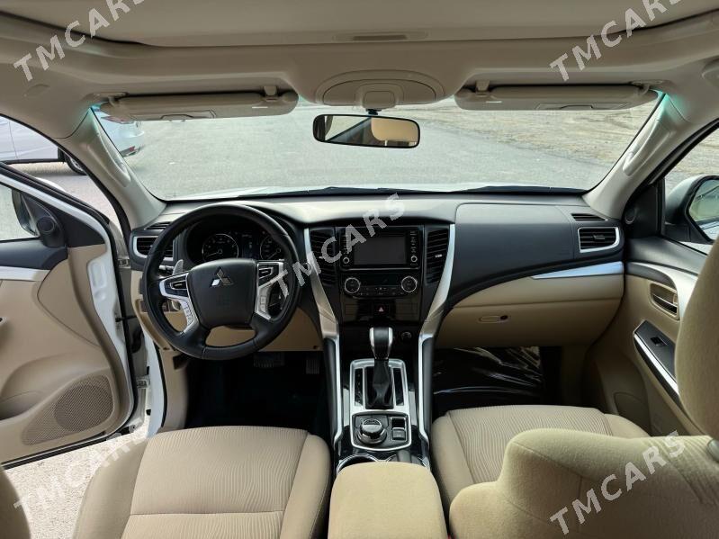 Mitsubishi Montero Sport 2019 - 355 000 TMT - Aşgabat - img 8