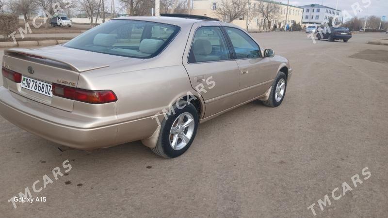 Toyota Camry 1997 - 115 000 TMT - Köneürgenç - img 3