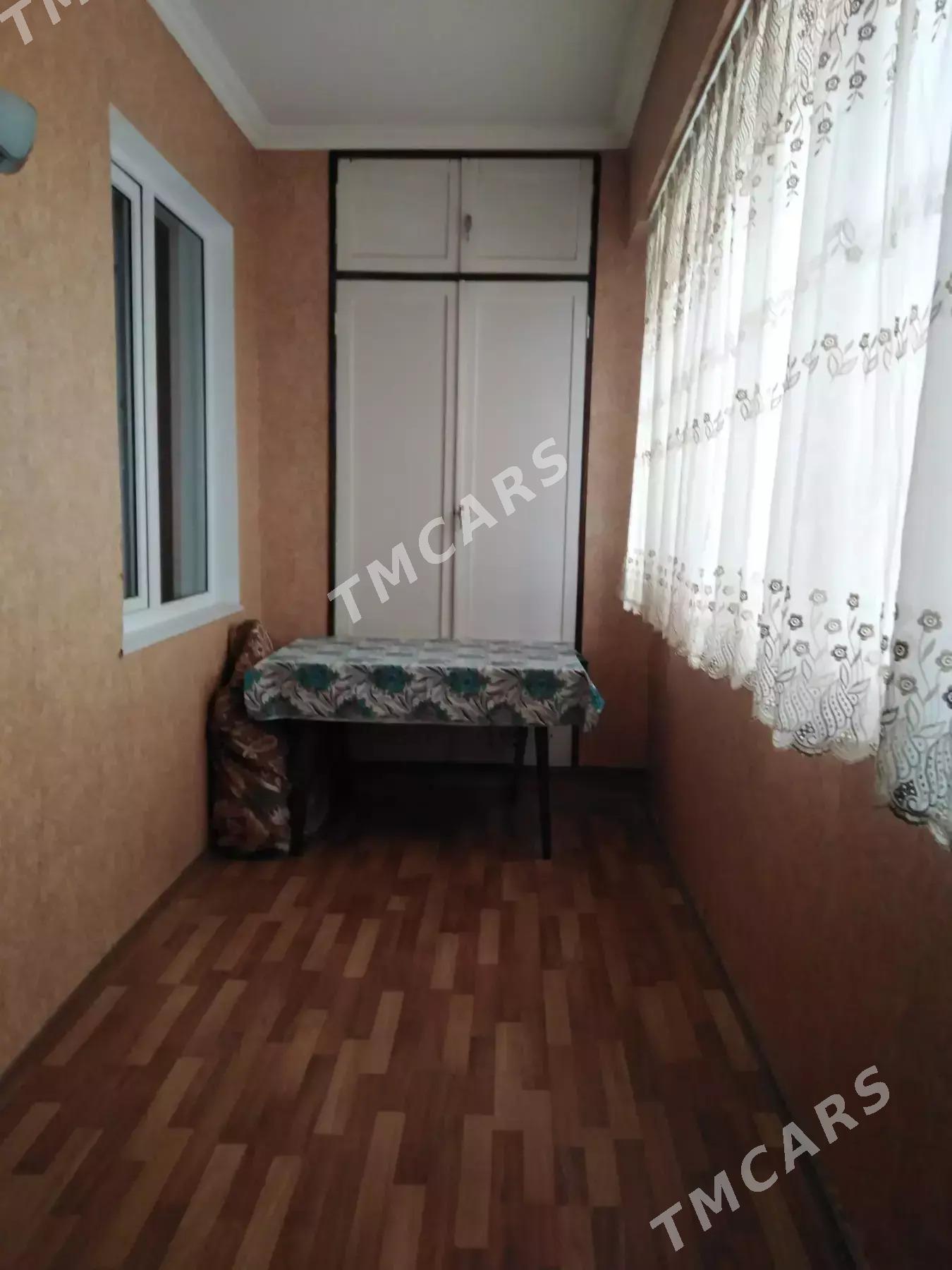 eÿesinden Kim raÿon 3 kom 86m² - Aşgabat - img 5