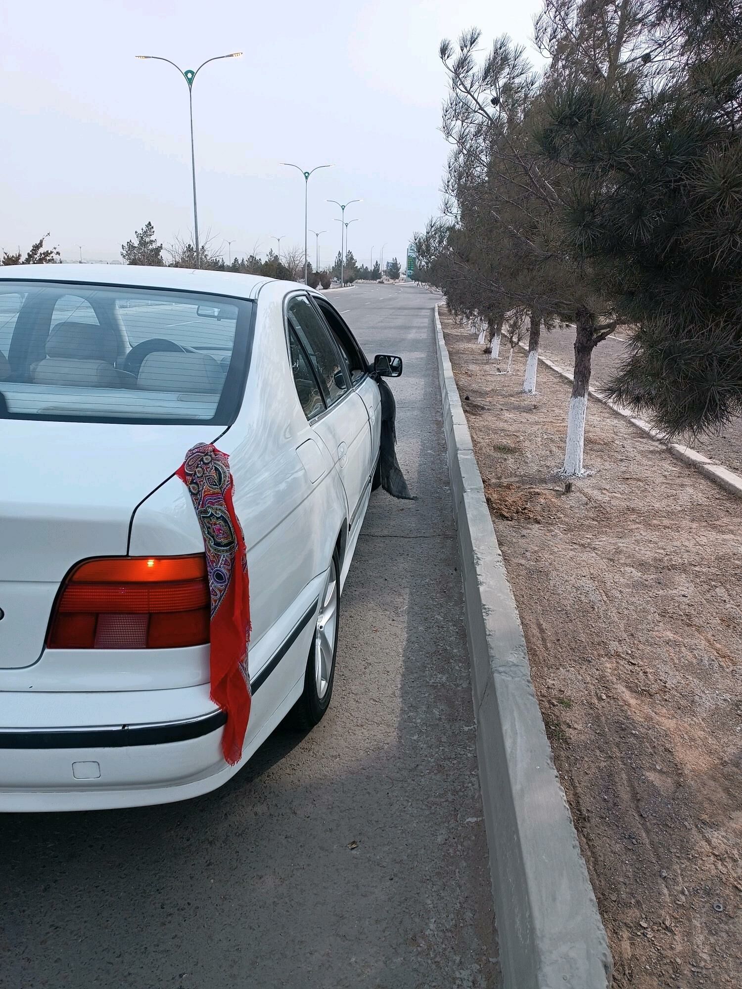 BMW E39 1997 - 58 000 TMT - Туркменбаши - img 6