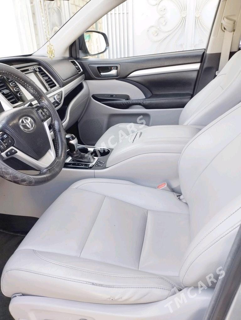 Toyota Highlander 2015 - 420 000 TMT - Gyzylarbat - img 7